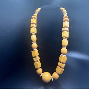 Chunky Vintage Yellow wooden Beaded Necklace. 1980’s